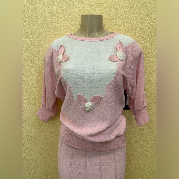 VTG Pink & White Size 12 Knit 🧶 Sweater Top & Full Knee Length 2pc Skit Set - Picture 2 of 13
